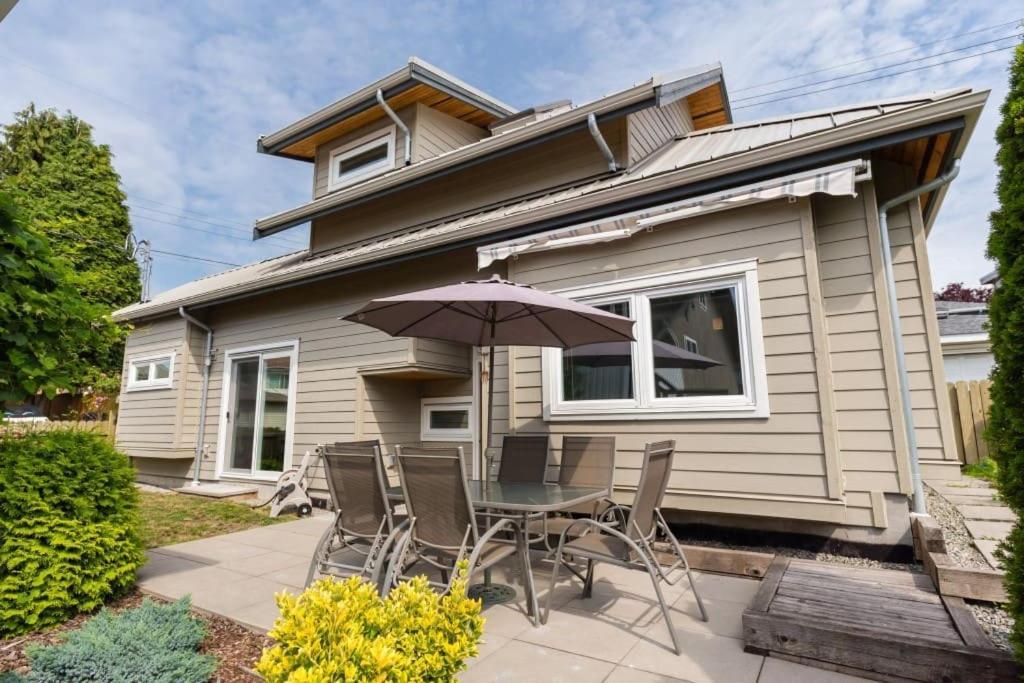 Villa West Coast Luxury Living Vancouver Exterior foto