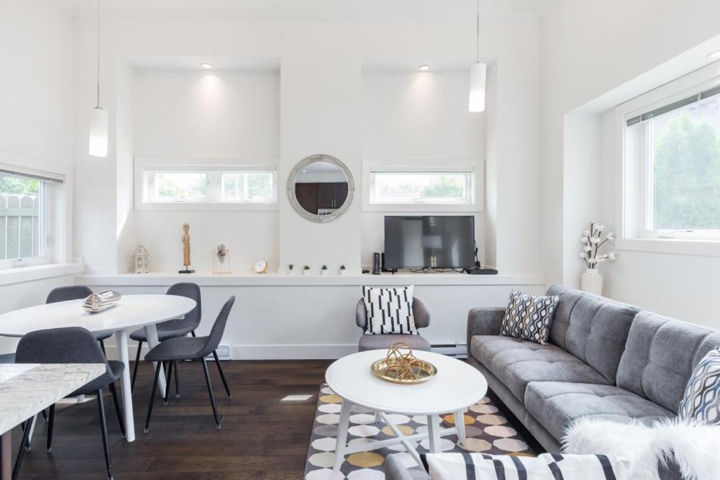 Villa West Coast Luxury Living Vancouver Exterior foto