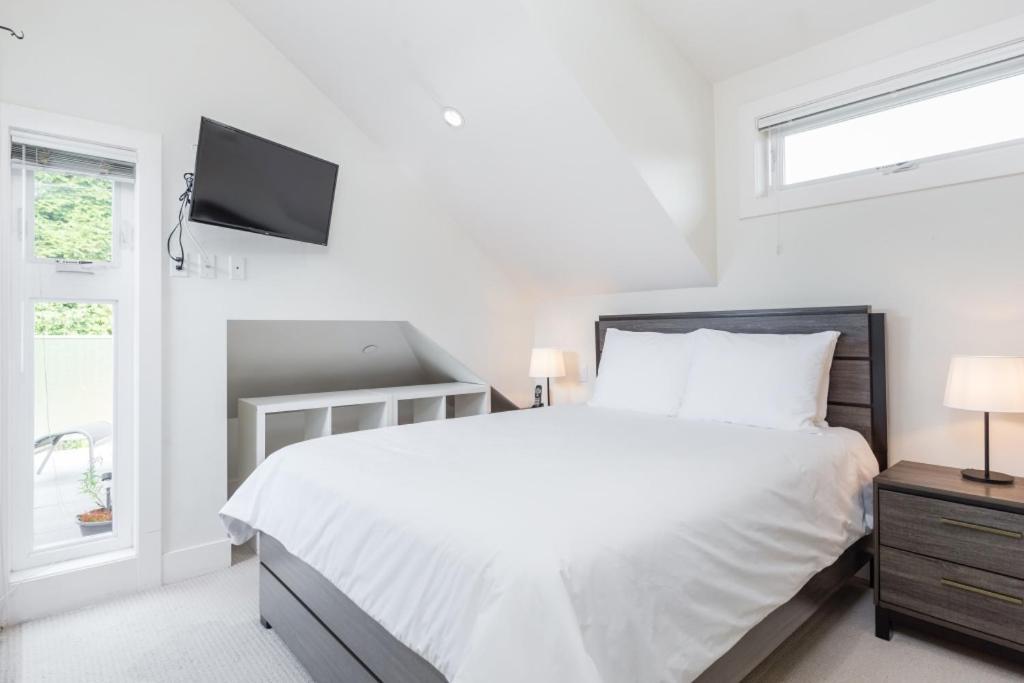 Villa West Coast Luxury Living Vancouver Exterior foto
